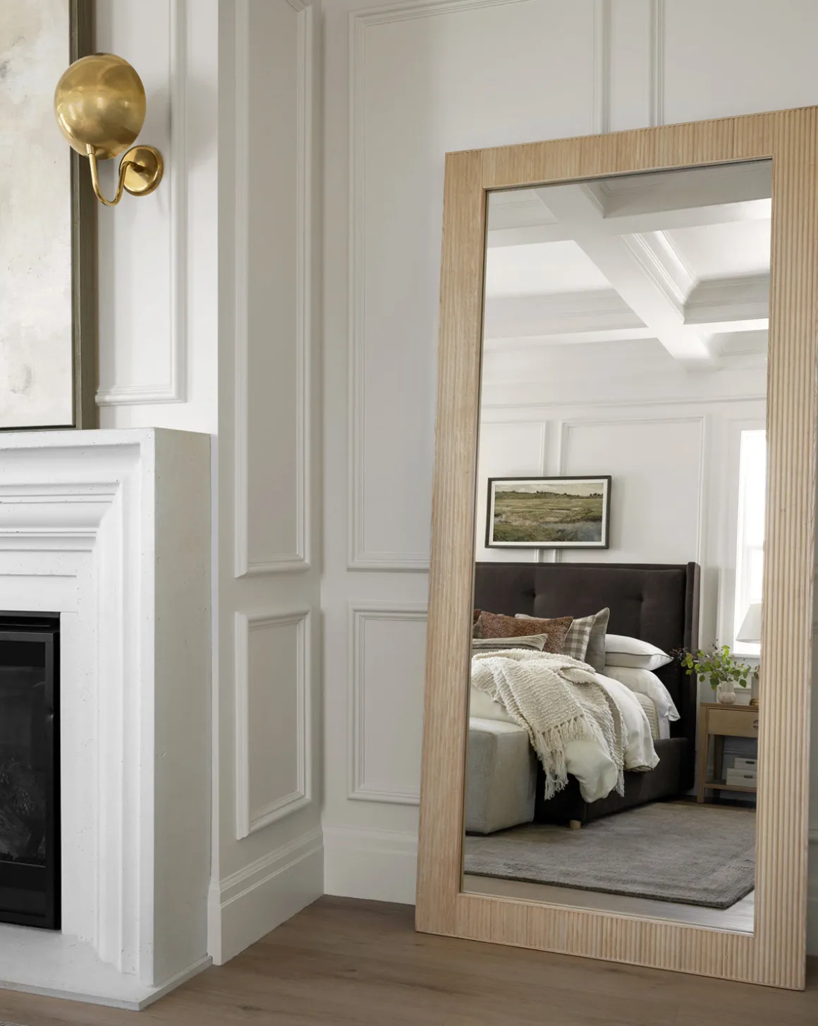 Aldorno Sconce