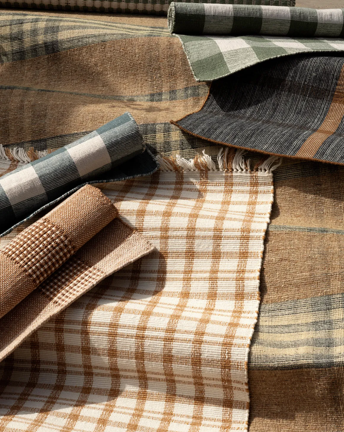 Amherst Handwoven Indoor/Outdoor Rug