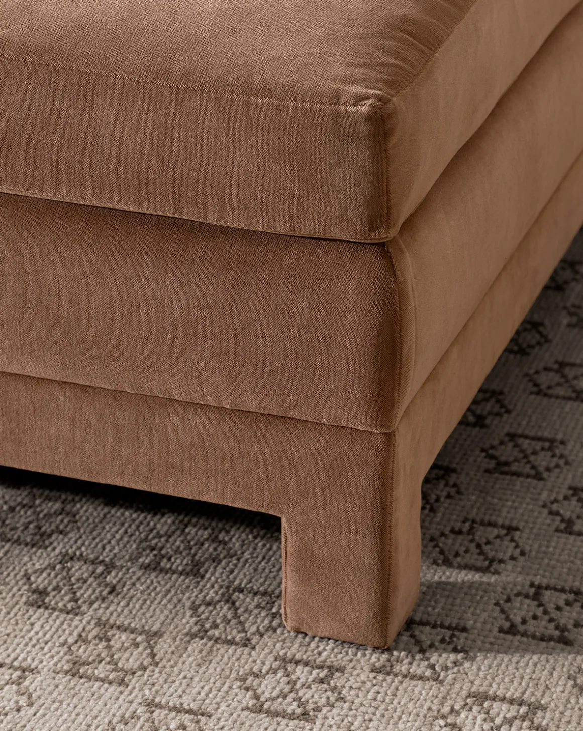Appoline Ottoman