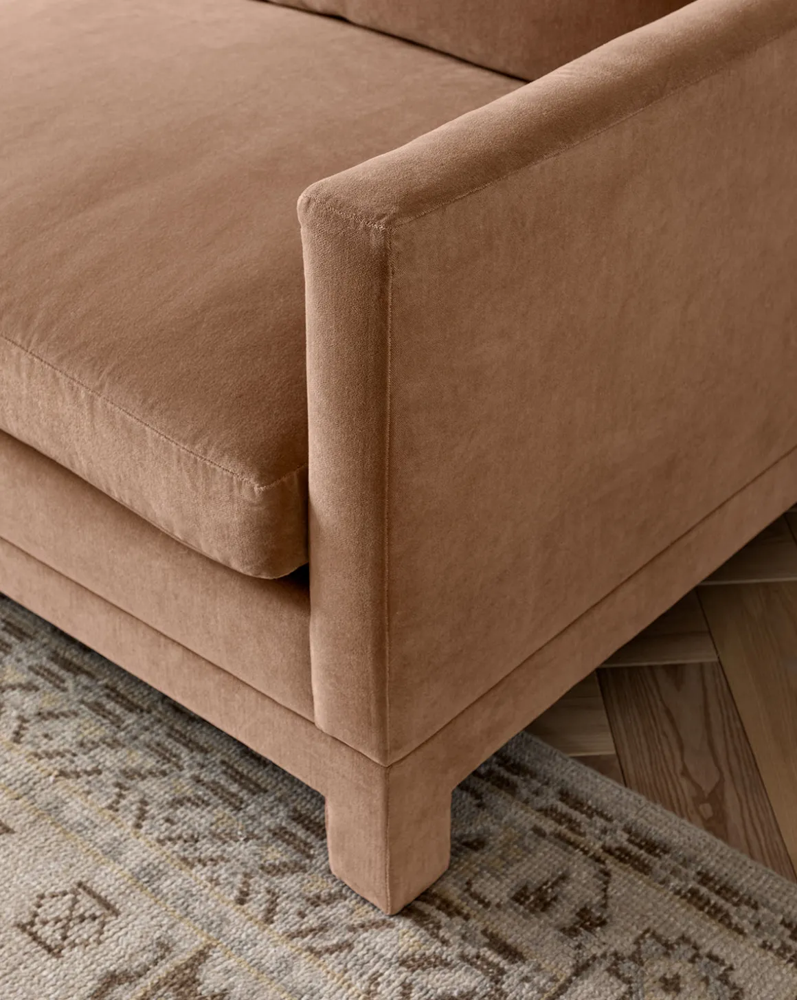 Appoline Sofa 85"