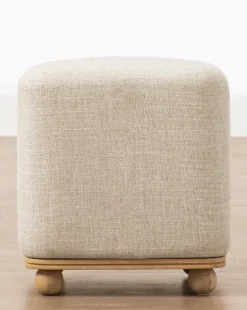 Arie Ottoman