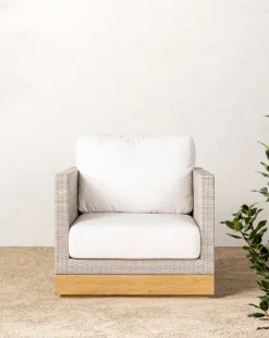 Berdine Wicker Outdoor Chair