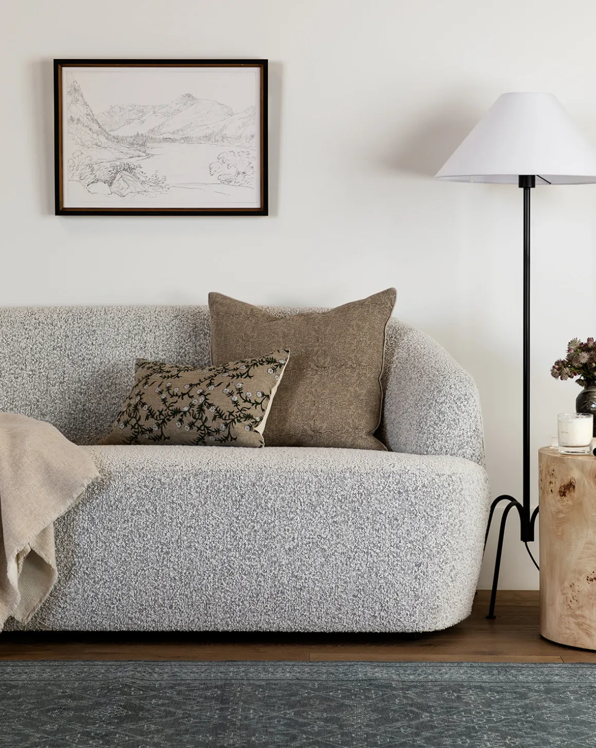 Byron Settee 68"