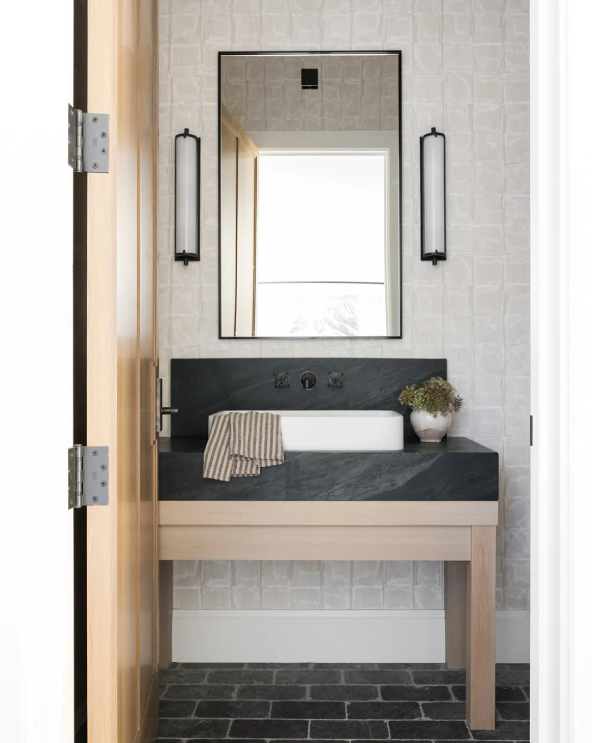 Calliope Bath Light