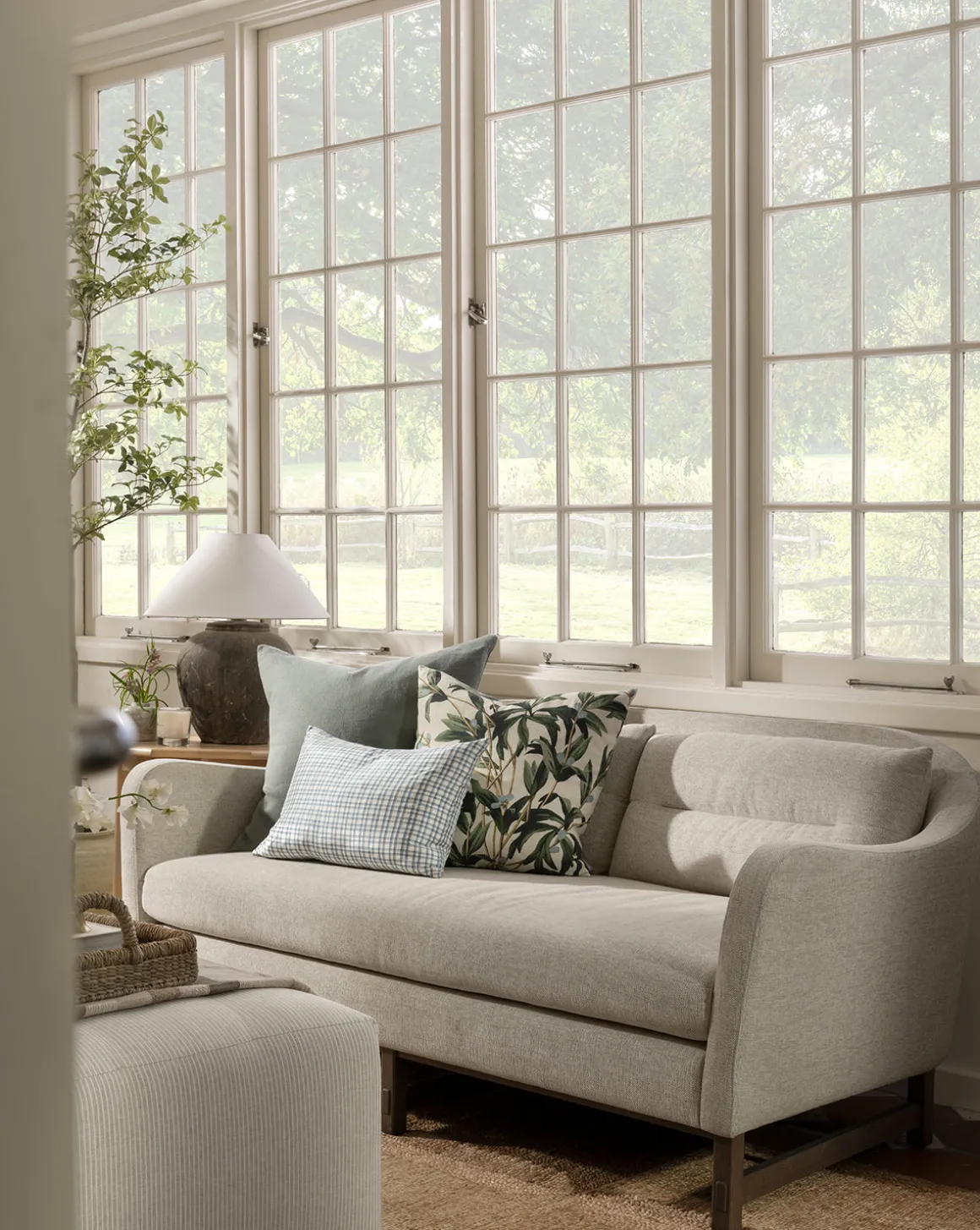 Commodore Settee 68"