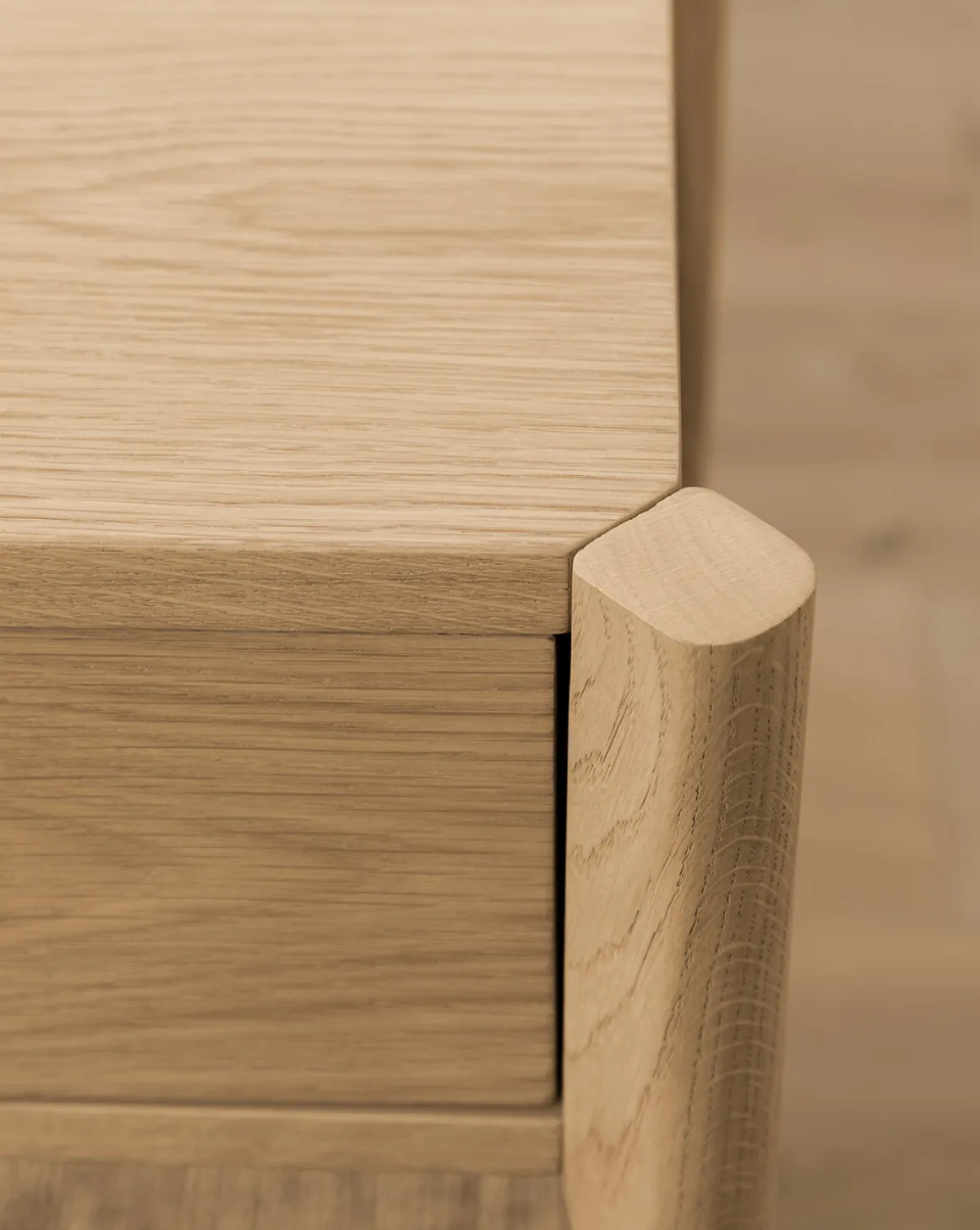 Dana 2-Drawer Console