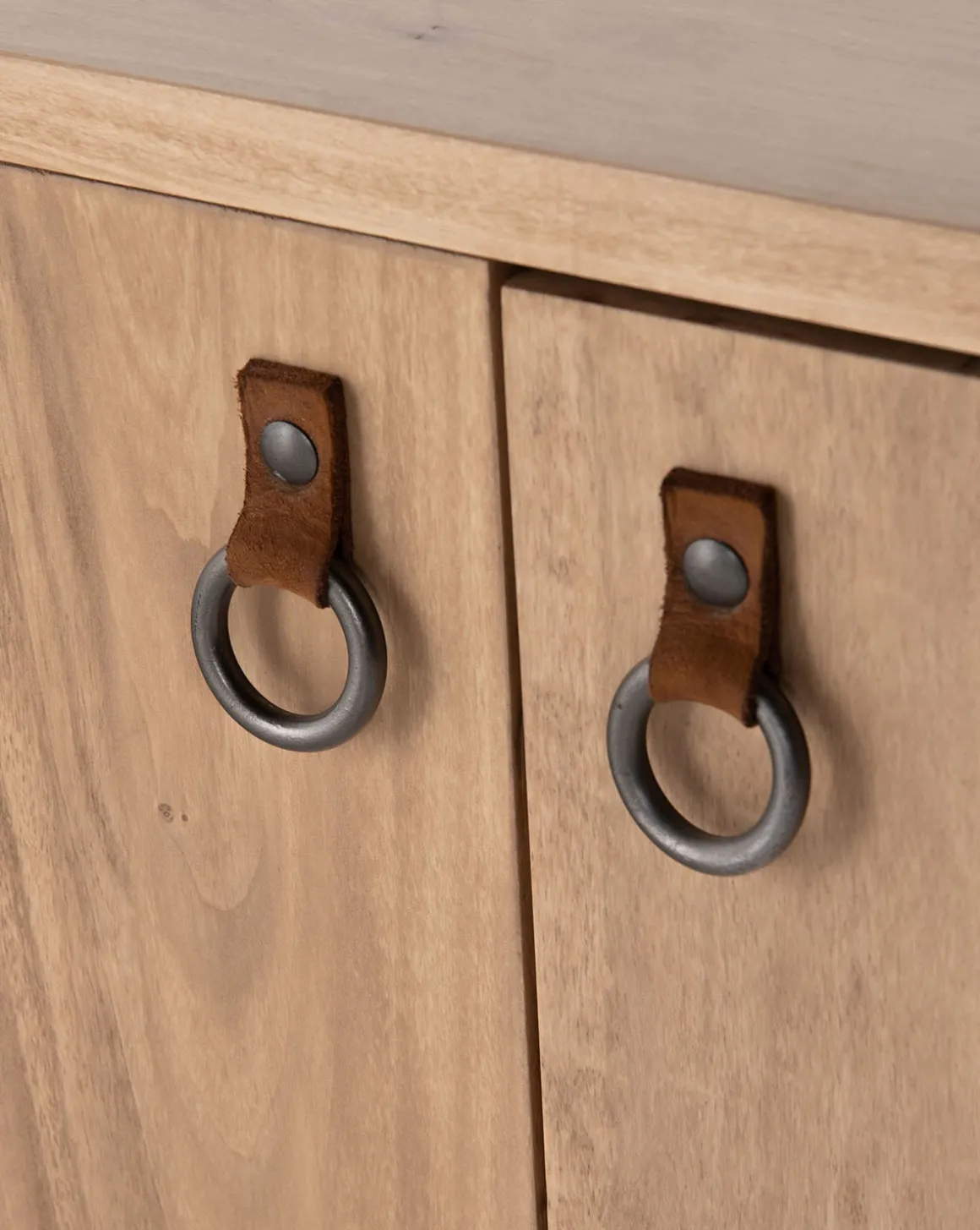 Daylin Sideboard