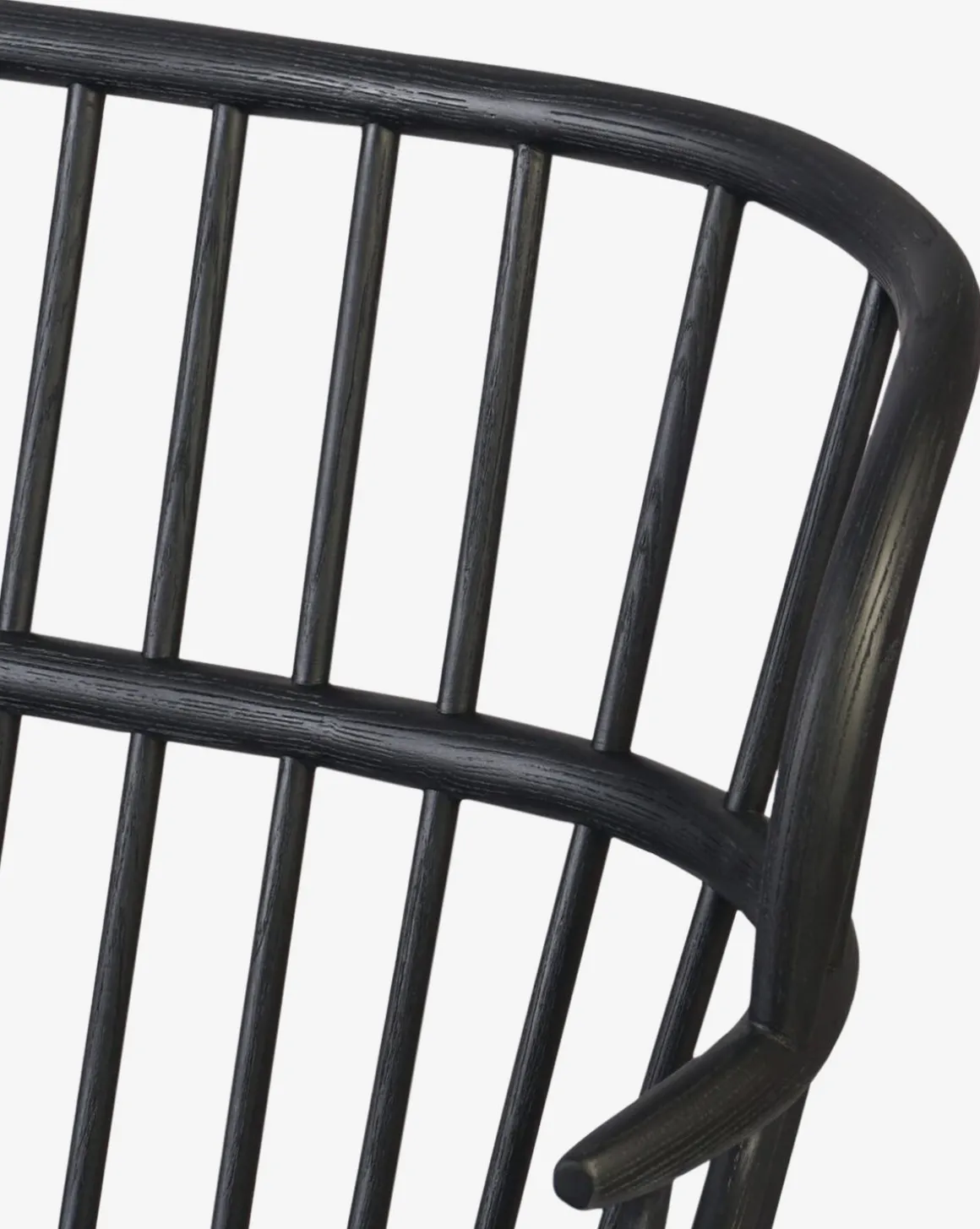 Elysia Bench