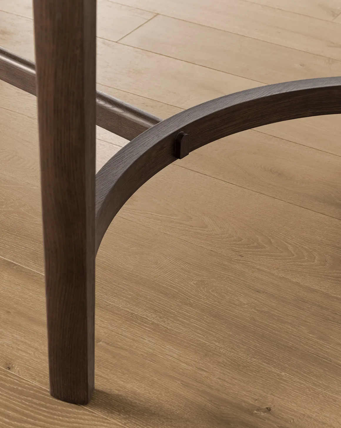 Gardiner Dining Table