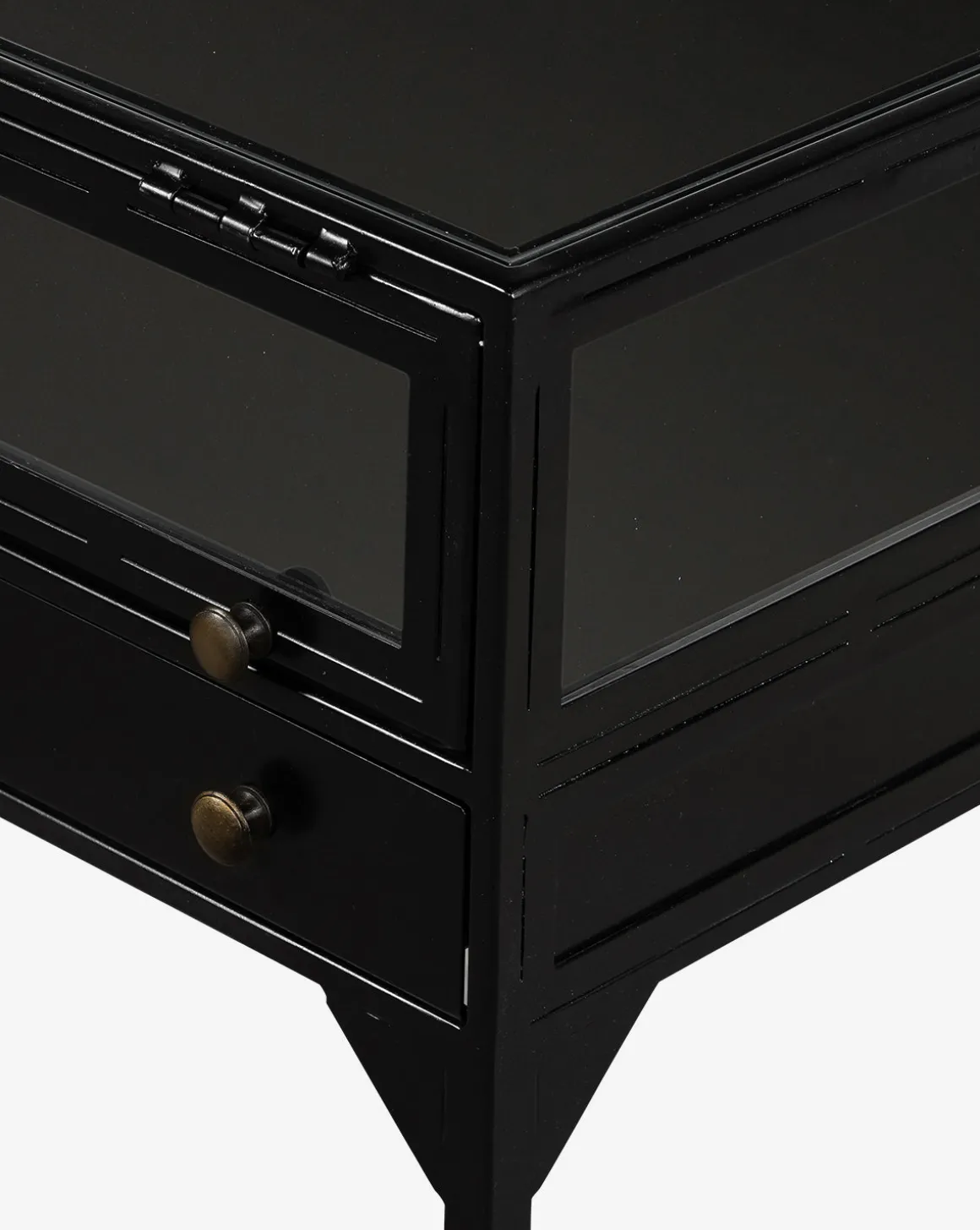 Harry Nightstand