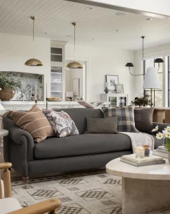 Hildegard Sofa 90