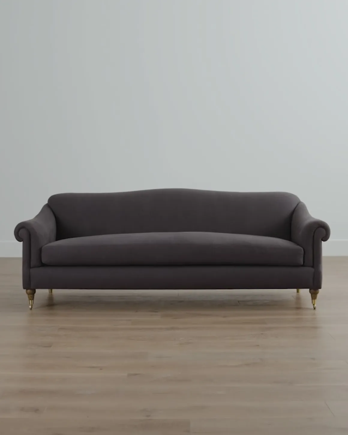 Hildegard Sofa 90"