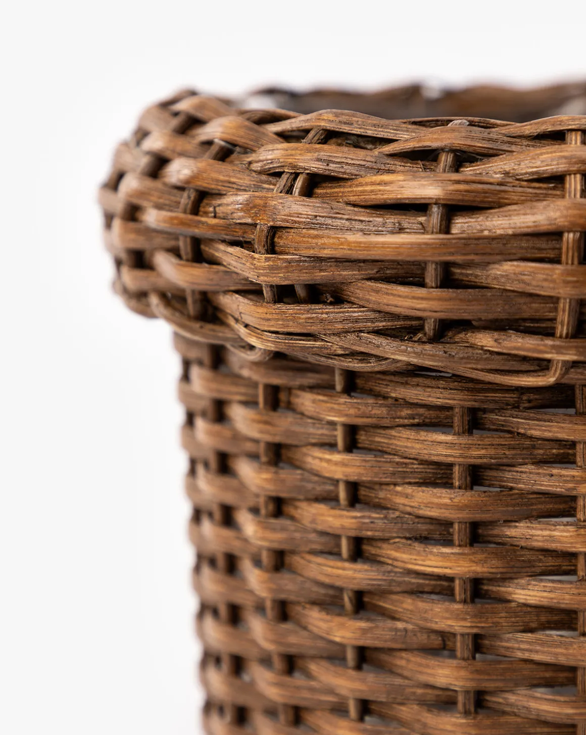 Huger Woven Planter