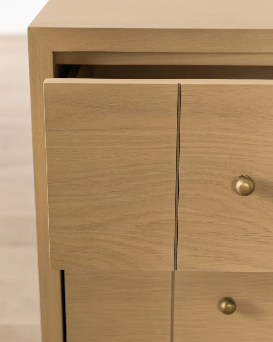 Huxton Dresser