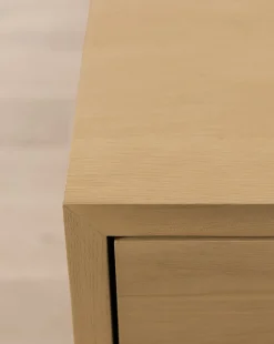 Huxton Dresser