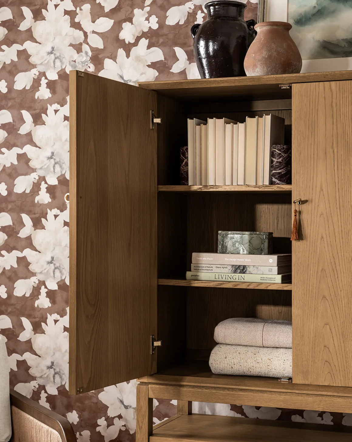 Jahnsen Cabinet