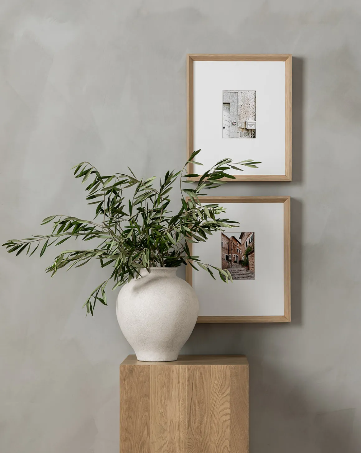 Krissan Vase