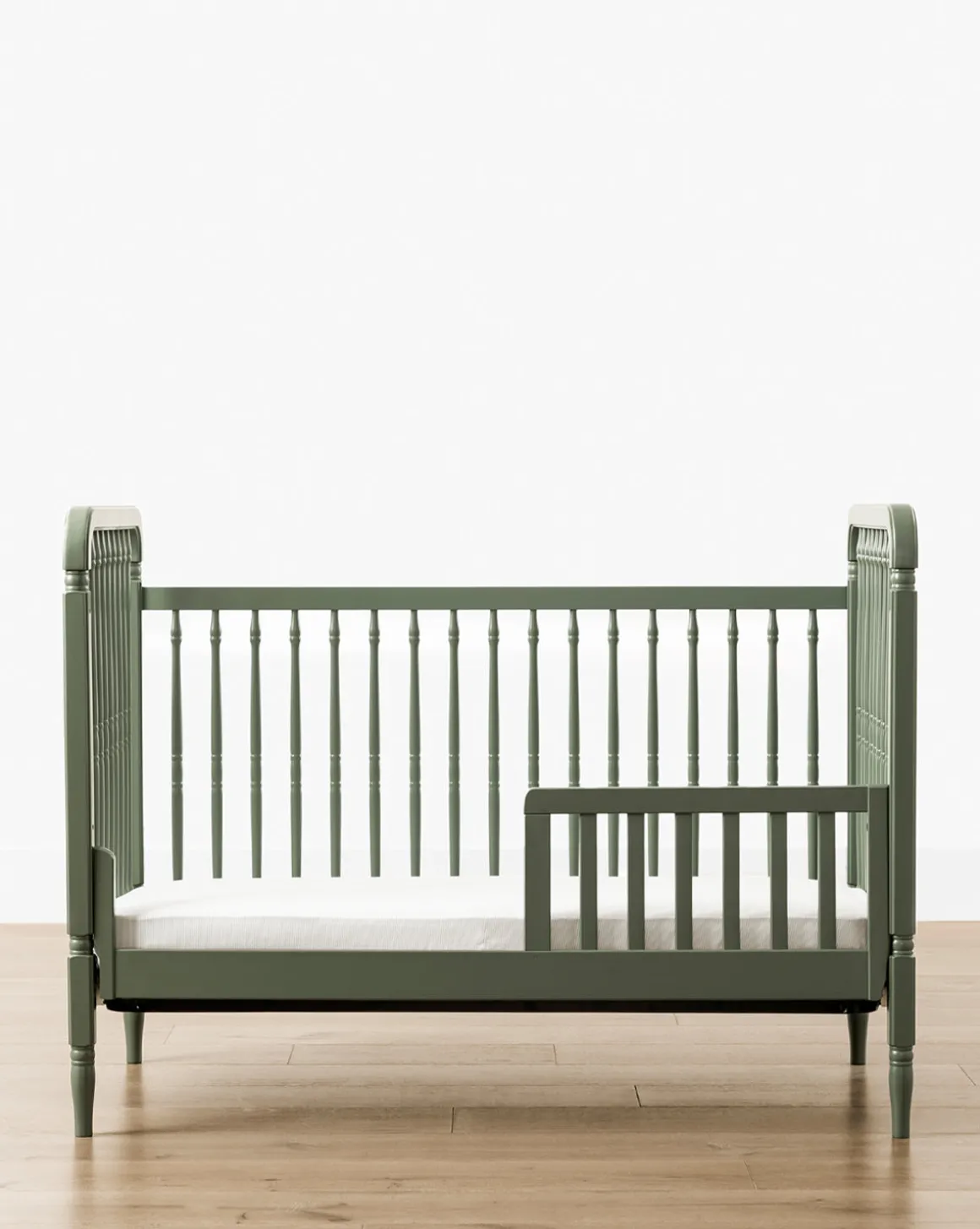 Liberty 3-in-1 Convertible Spindle Crib w/Toddler Bed Conversion Kit