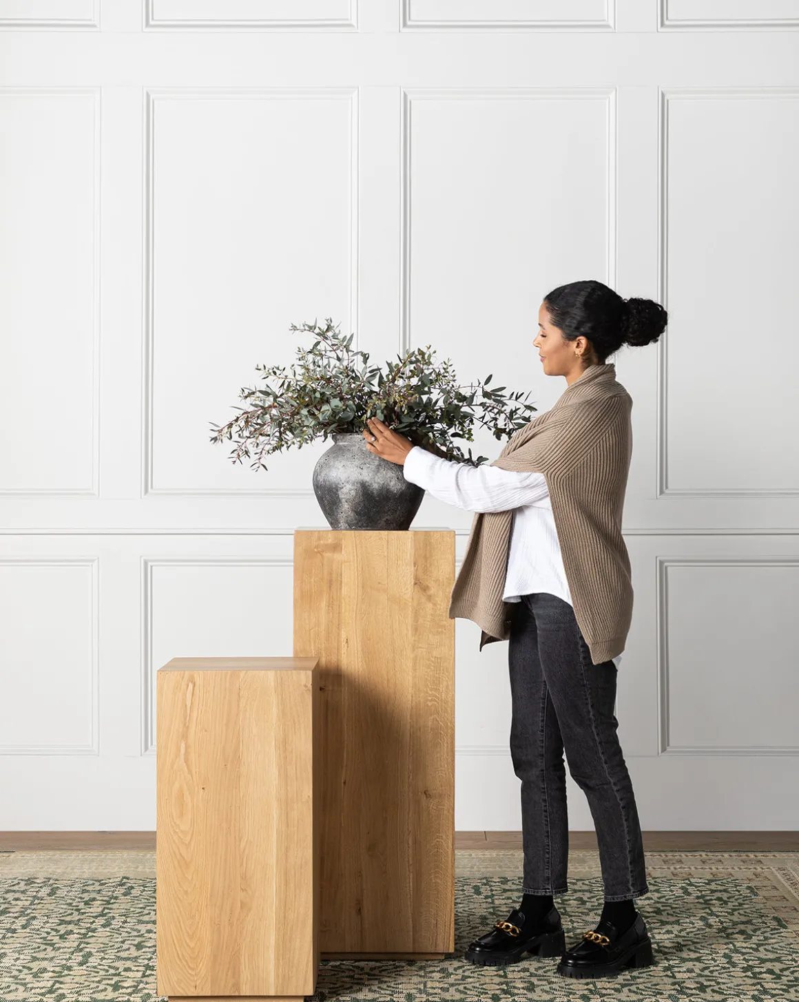 Marlow Pedestal