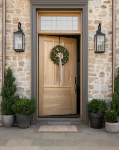 Metal Wreath Hanger