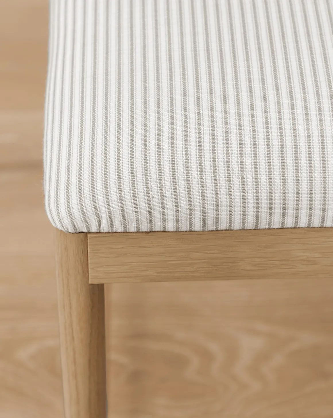 Molly Stool