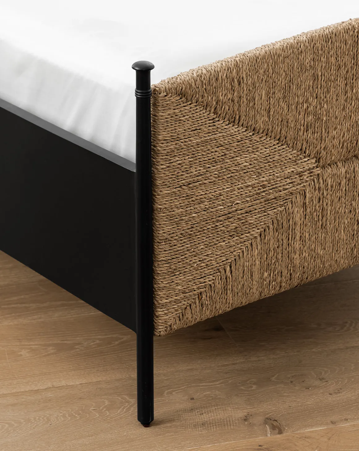 Peregrine Bed