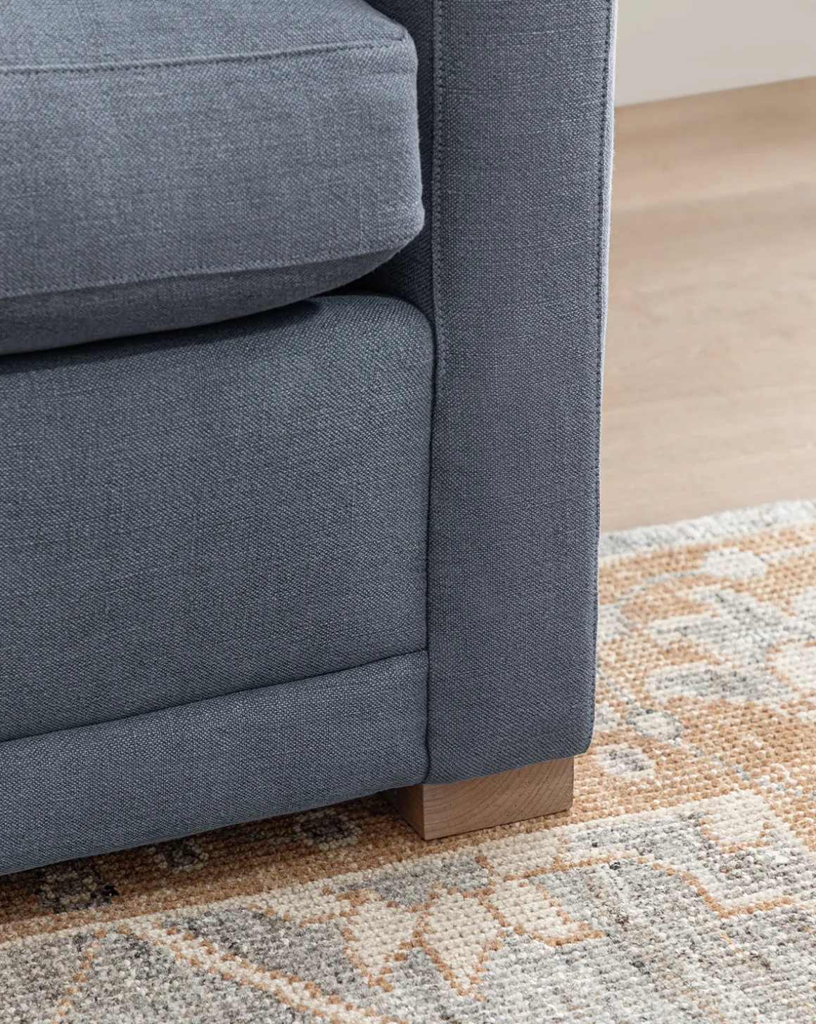 Peterson Classic Upholstered Sofa (75"-100")