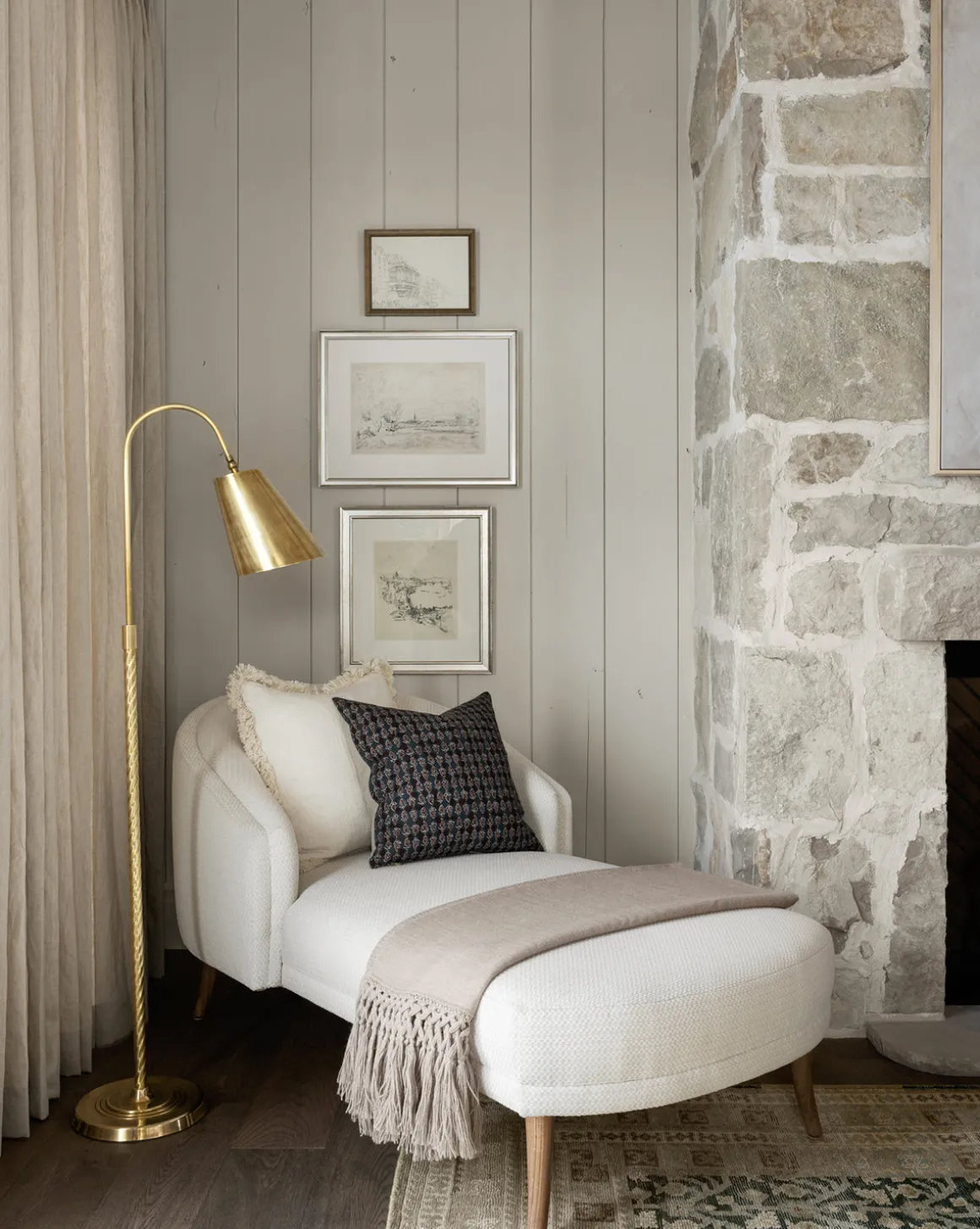 Saylor Floor Lamp