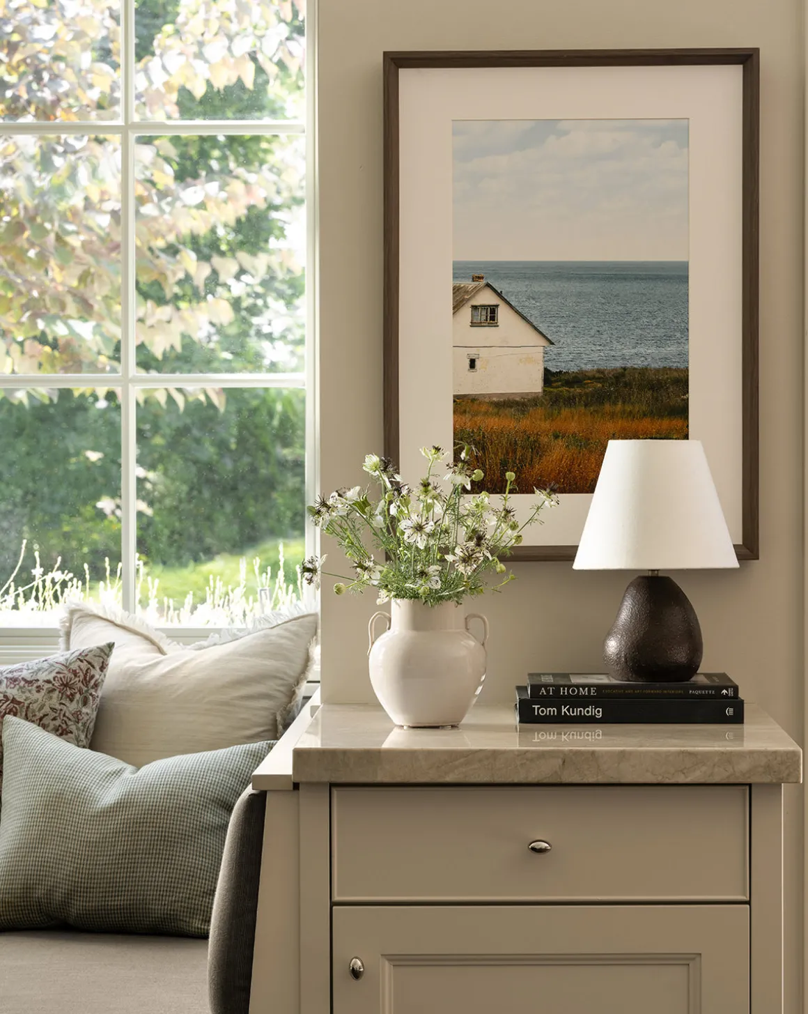 Vedruna Table Lamp