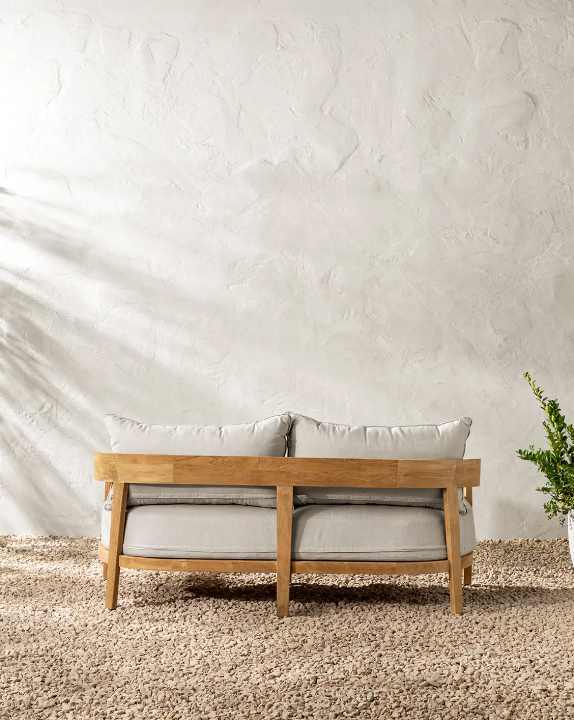Vento Outdoor Sofa 68.75"